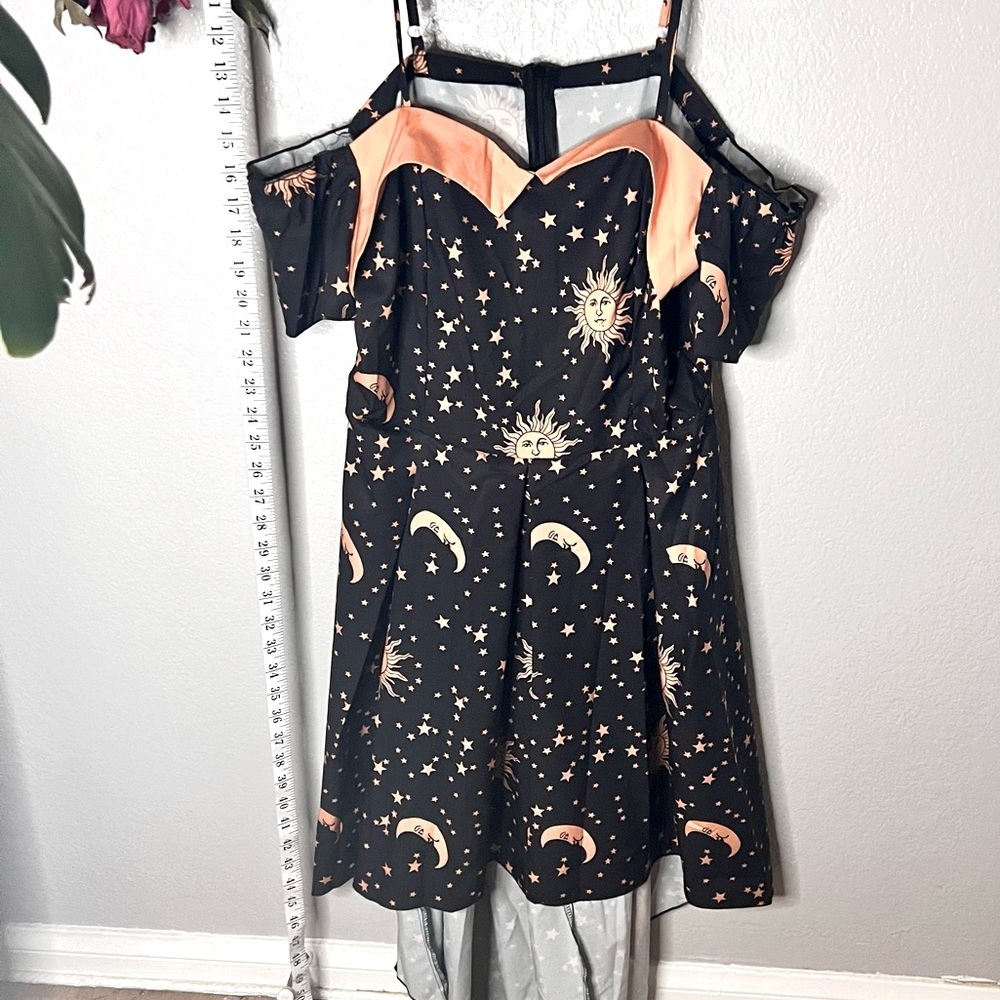 SHEIN Romwe Women's | Pinup Celestial Cold Shoulder Sweet🖤 Dress, med (6), NWOT